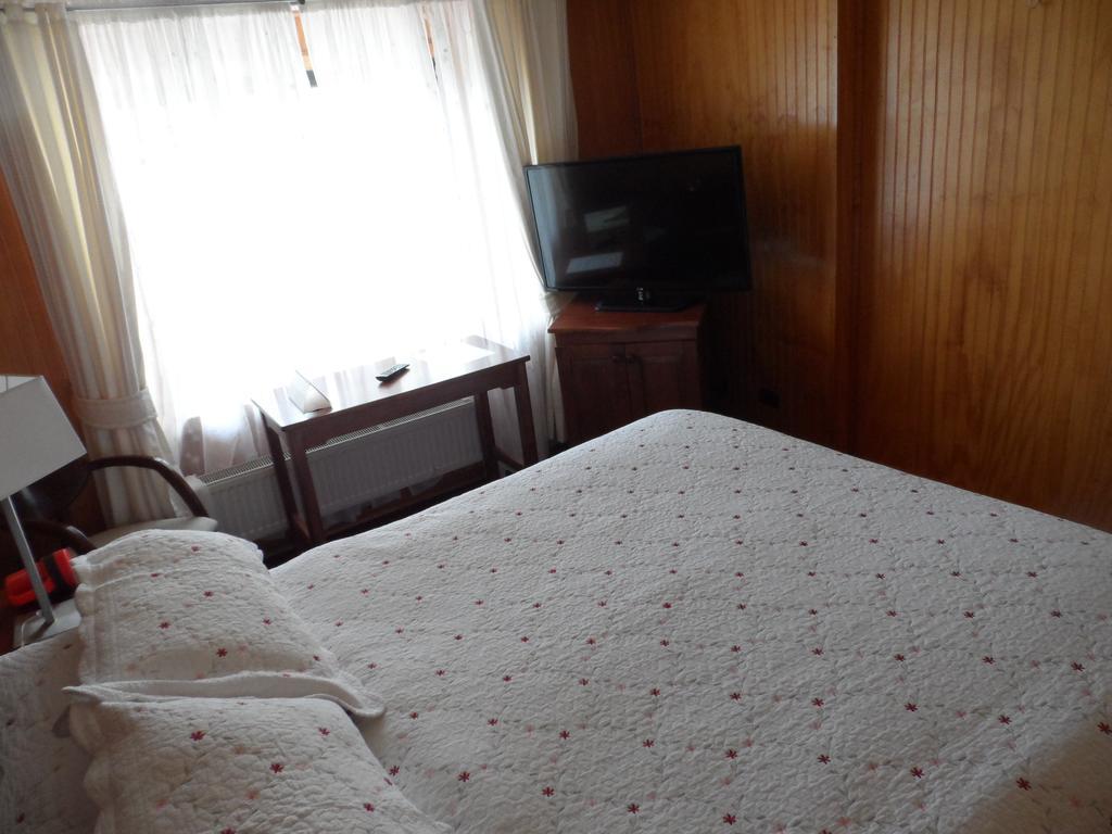 Hostal Espanol Coyhaique Luaran gambar