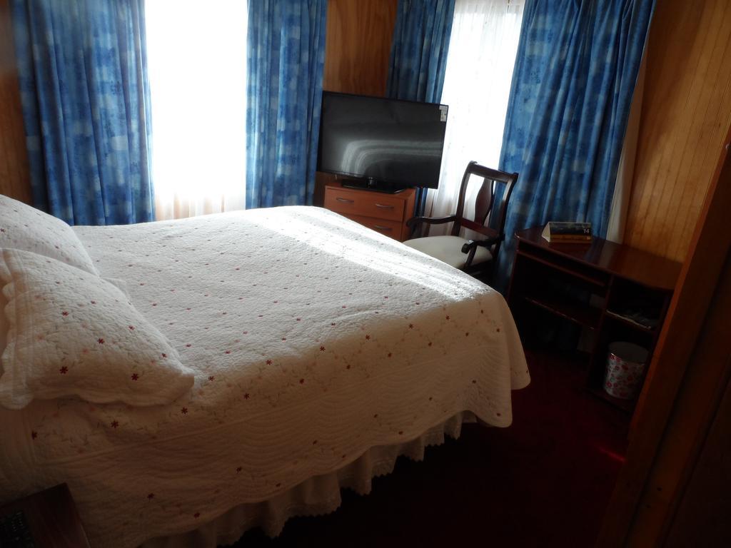 Hostal Espanol Coyhaique Luaran gambar
