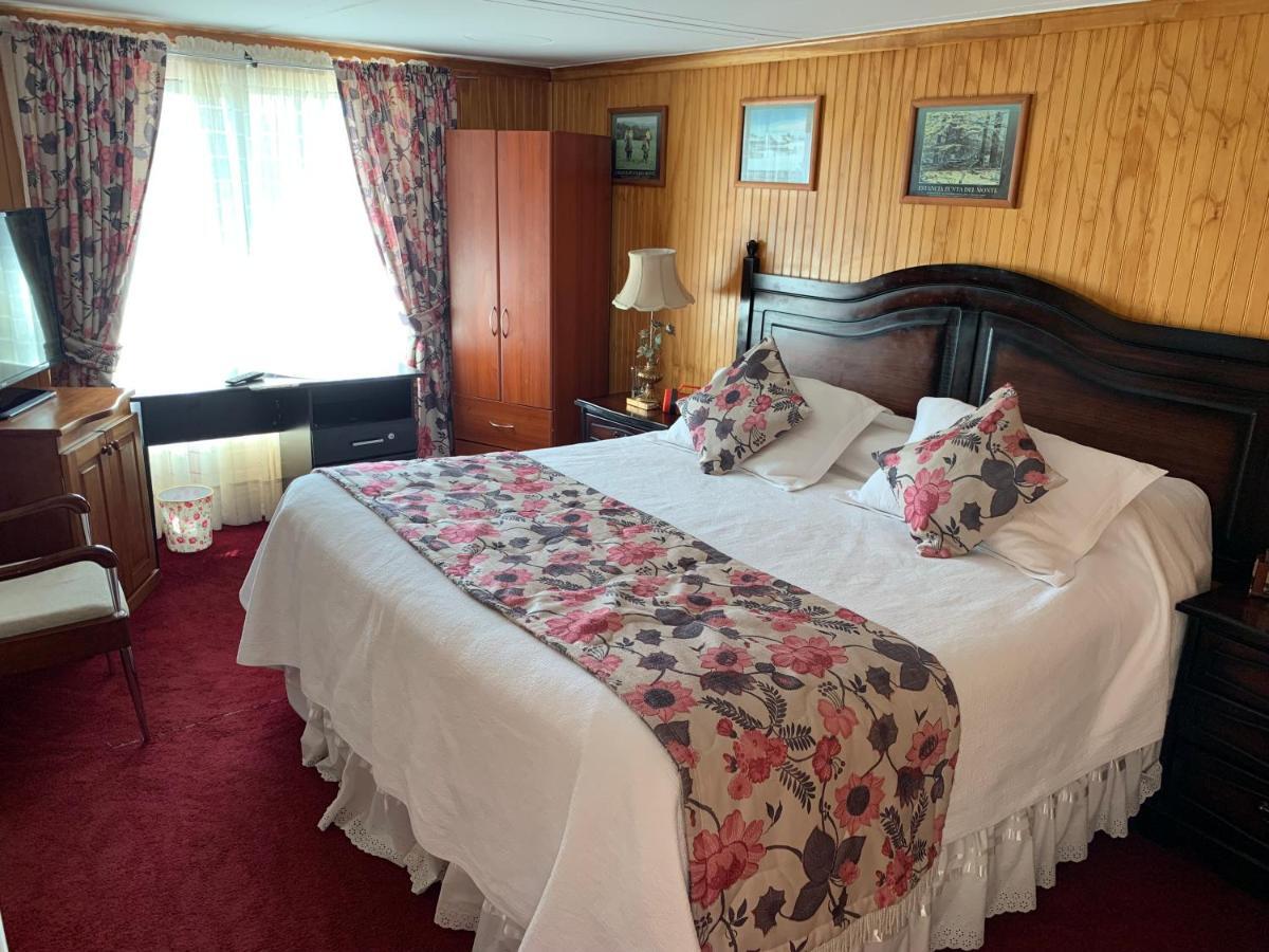 Hostal Espanol Coyhaique Luaran gambar